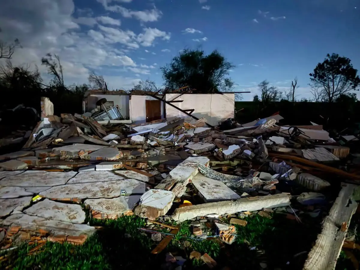 Tornado no Noroeste gaúcho pode ter tido vento de 300 km/h | Studio ...