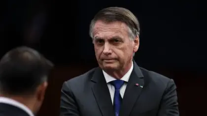 Defesa de Bolsonaro cita Lula para questionar restrições impostas por Moraes - Studio TV