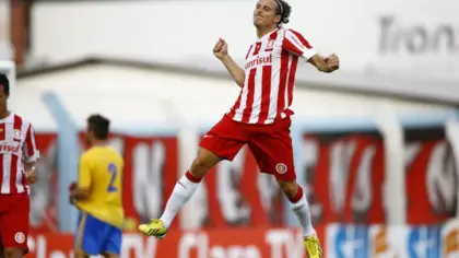 Diego Forlán assume seleção do Uruguai em período de avaliação até 2027 - Studio TV