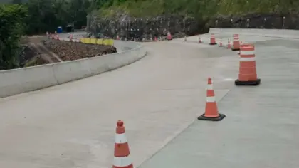 DNIT libera uma faixa do Viaduto A na BR-470/RS, na Serra das Antas - Studio TV