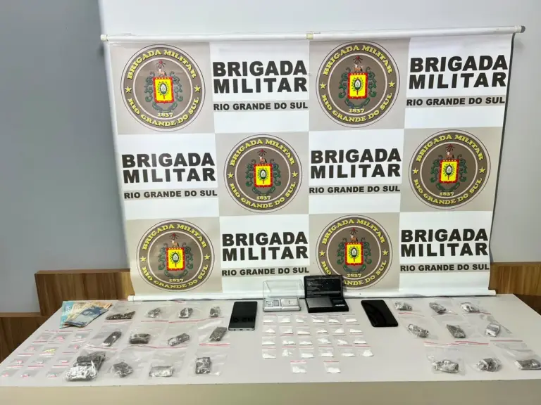 Dois homens são presos por tráfico de drogas em Serafina Corrêa e Casca - Studio TV
