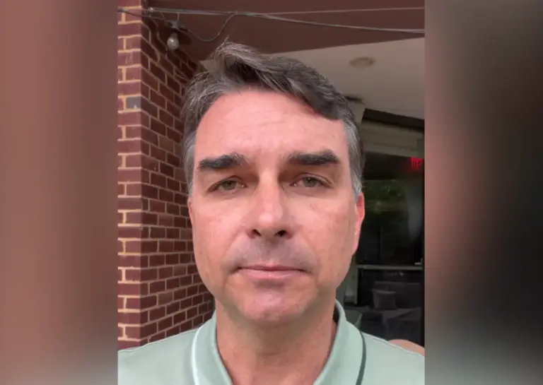 Flávio diz estar otimista e pronto para defender o Brasil contra tarifaço nos EUA - Studio TV