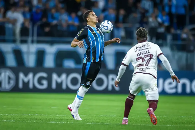 Grêmio é derrotado pelo Bolívar e encerra participação na Sul-Americana - Studio TV