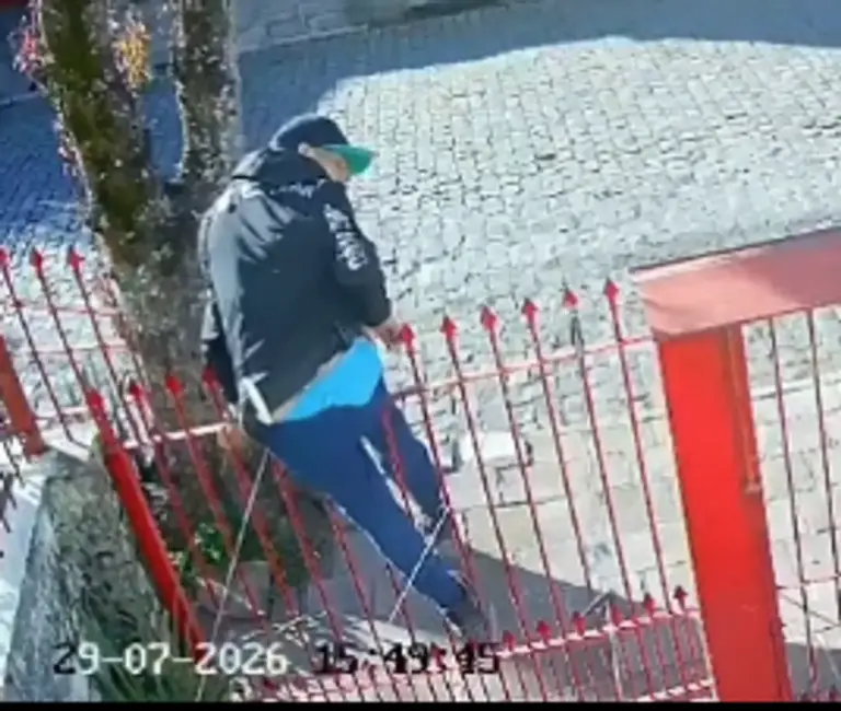 Guarda Municipal prende homem após invasão à casa de idosa em Caxias do Sul - Studio TV