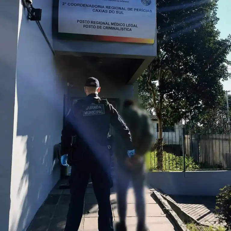 Guarda Municipal prende três foragidos da Justiça em Caxias do Sul - Studio TV