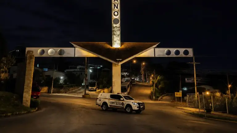 Homem de 29 anos é preso por violência doméstica em Nova Bassano - Studio TV