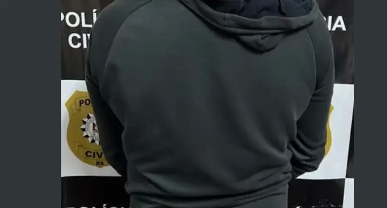 Homem de 49 anos é preso por suspeita de estupro de vulnerável em Carlos Barbosa - Studio TV