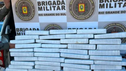 Homem é preso com mais de 30 quilos de maconha em Canela - Studio TV