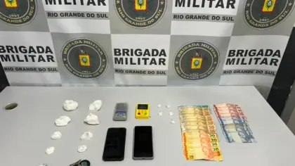 Homem é preso por tráfico de drogas no Centro de Caxias do Sul - Studio TV
