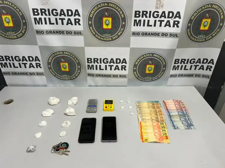 Homem é preso por tráfico de drogas no Centro de Caxias do Sul - Studio TV