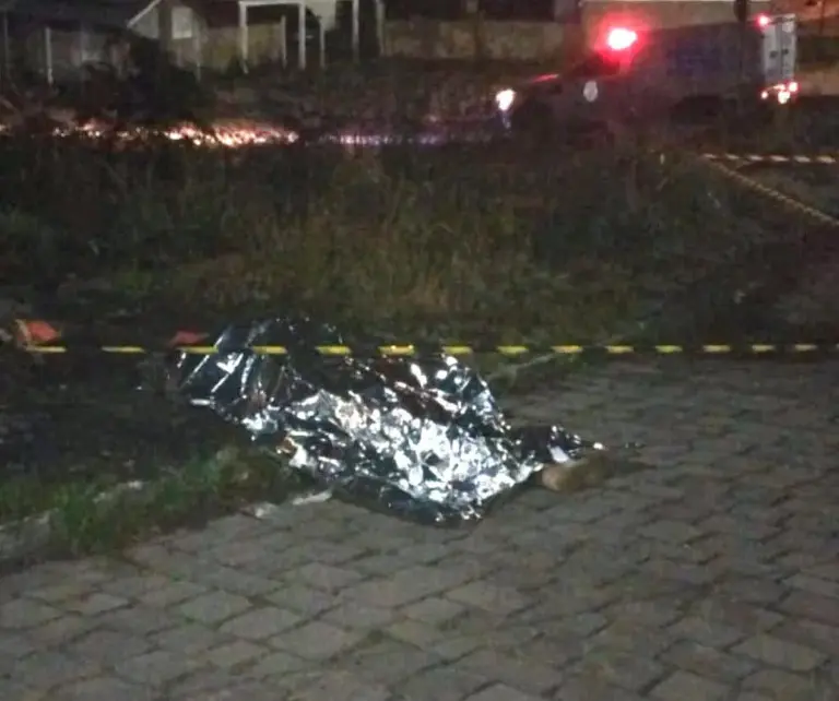 Homem morto no bairro Centenário é identificado e suspeito se apresenta à polícia em Farroupilha - Studio TV