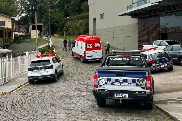Identificado jovem de 17 anos que perdeu a vida após queda de prédio em Carlos Barbosa - Studio TV