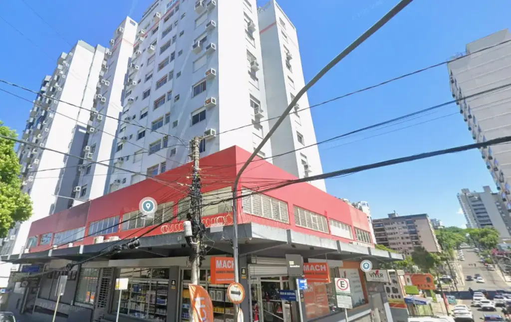 Incêndio destrói apartamento no nono andar de prédio em Novo Hamburgo - Studio TV