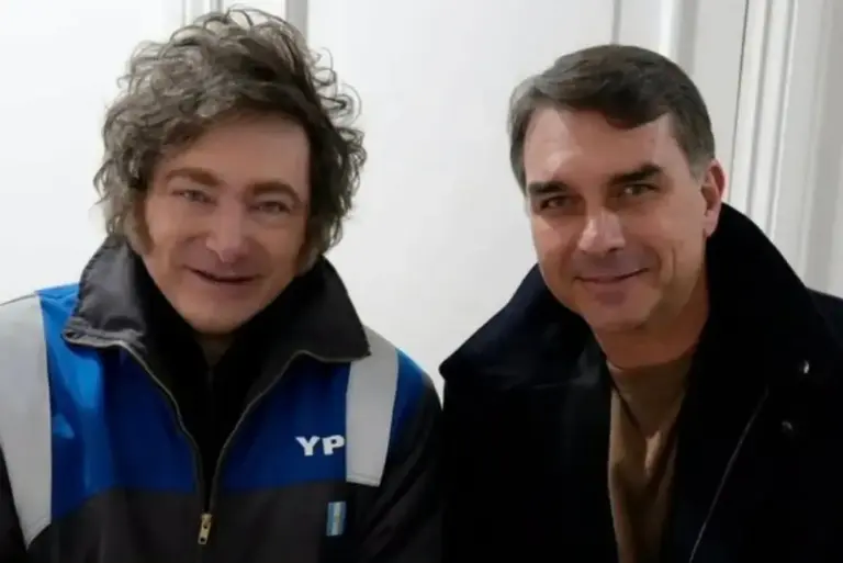 Javier Milei anuncia vinda ao Brasil para apoiar candidatura de Flávio Bolsonaro - Studio TV