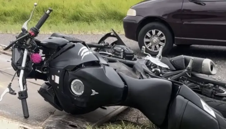 Jovem de 18 anos morre após colisão entre moto e SUV na RS-239 - Studio TV