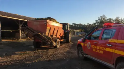 Jovem de 20 anos é identificado após morrer em acidente com máquina de forragem em Lagoa Vermelha - Studio TV
