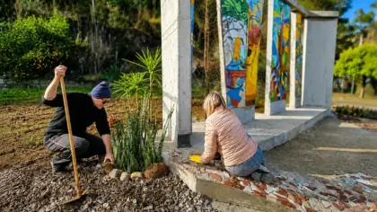 ‘Memórias em Mosaico’ transforma marcas da tragédia climática em símbolo de reconstrução em Tuiuty - Studio TV