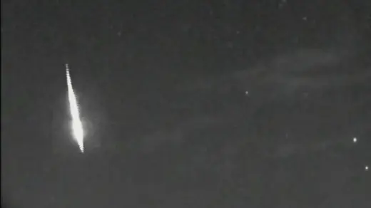 Meteoro ilumina a madrugada e surpreende observatórios no Rio Grande do Sul - Studio TV