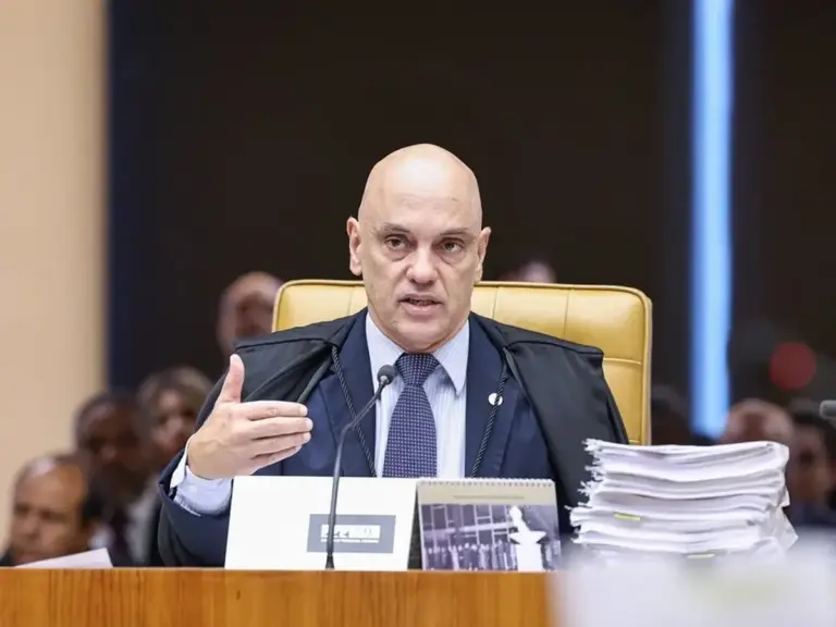 Moraes pede parecer da PGR sobre acesso da Receita a laudos das joias sauditas - Studio TV