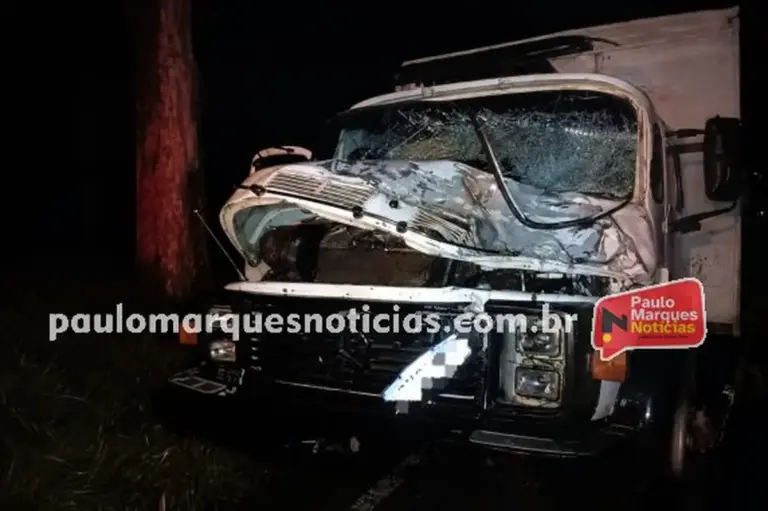 Motociclista morre em colisão frontal com caminhão no Noroeste do RS - Studio TV