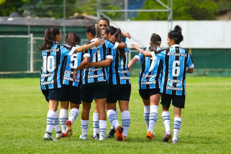 Ministério Público denuncia executiva do Grêmio por injúria racial após Gre-Nal do Brasileirão Feminino - Studio TV