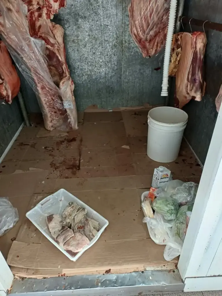 No Norte do RS, força-tarefa apreende 2,2 toneladas de alimentos impróprios em Constantina - Studio TV