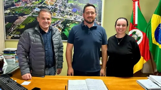 Presidente da Câmara assume interinamente a Prefeitura de Vila Flores - Studio TV