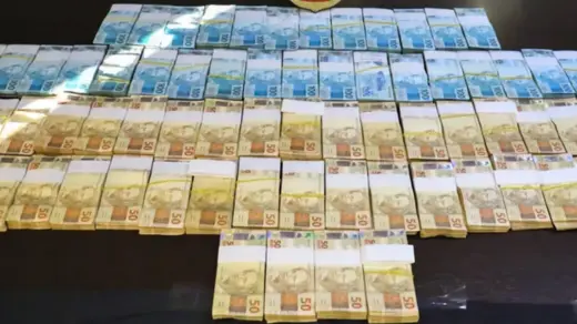R$ 500 mil sem origem comprovada são apreendidos no RS - Studio TV