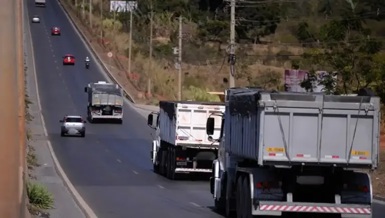 Senado aprova novas regras para o piso mínimo do frete rodoviário - Studio TV