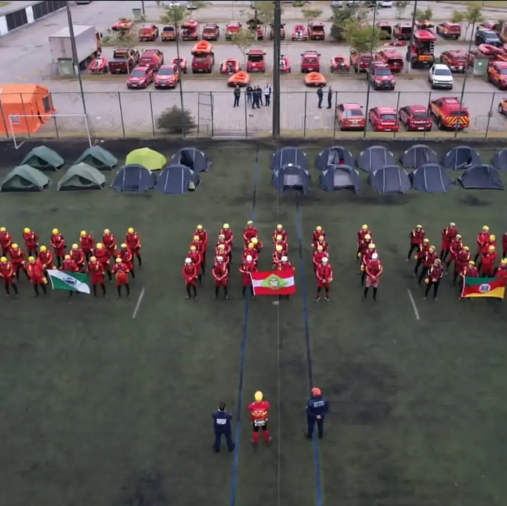 Simulado integrado reúne bombeiros de três estados do Sul em Blumenau - Studio TV