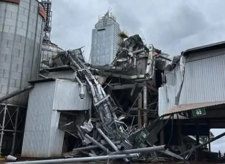 Temporal com granizo causa danos e bloqueia estradas em São José do Ouro - Studio TV
