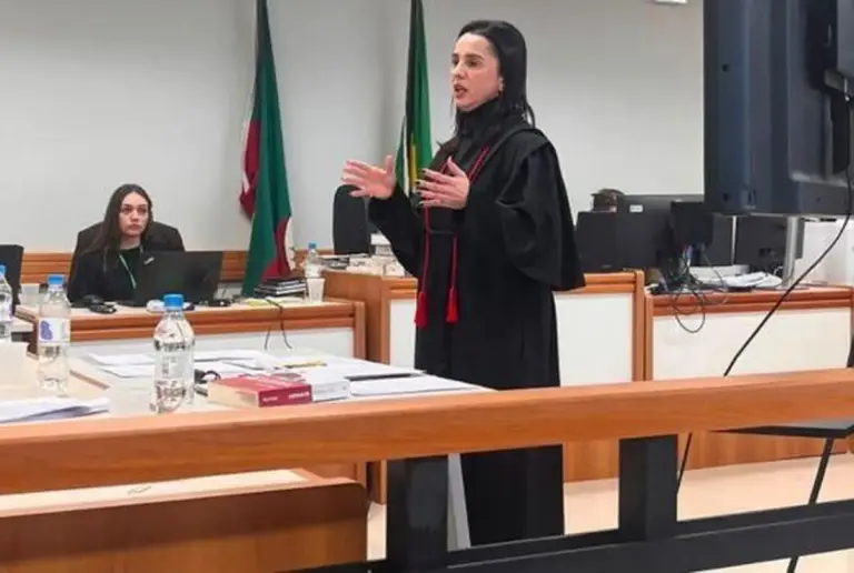 Justiça condena homem por tentativa de feminicídio em Santiago - Studio TV