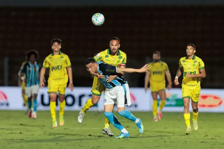 Grêmio perde para o Mirassol e segue à beira da zona de rebaixamento - Studio TV