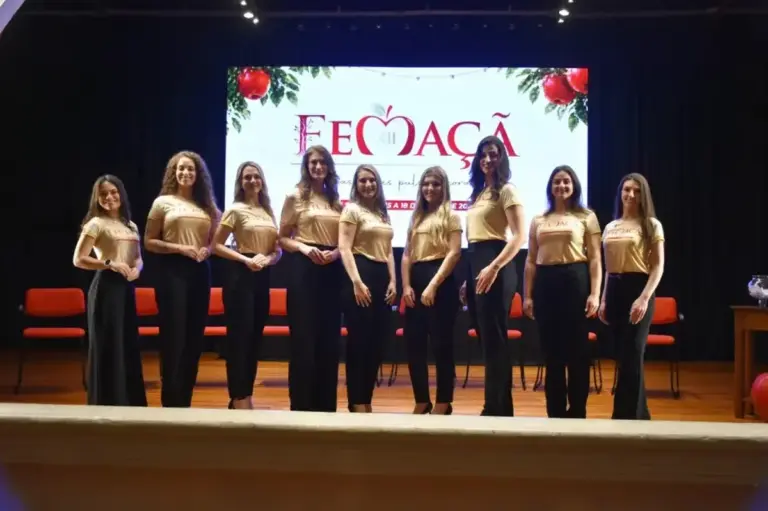 Veranópolis apresenta nove candidatas à corte da XII Femaçã - Studio TV