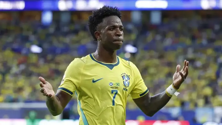 Vini Jr pede desculpas após eliminação do Brasil na Copa - Studio TV