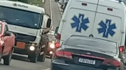 Ambulância de Sarandi é atingida em engavetamento na BR-285, em Passo Fundo - Studio TV