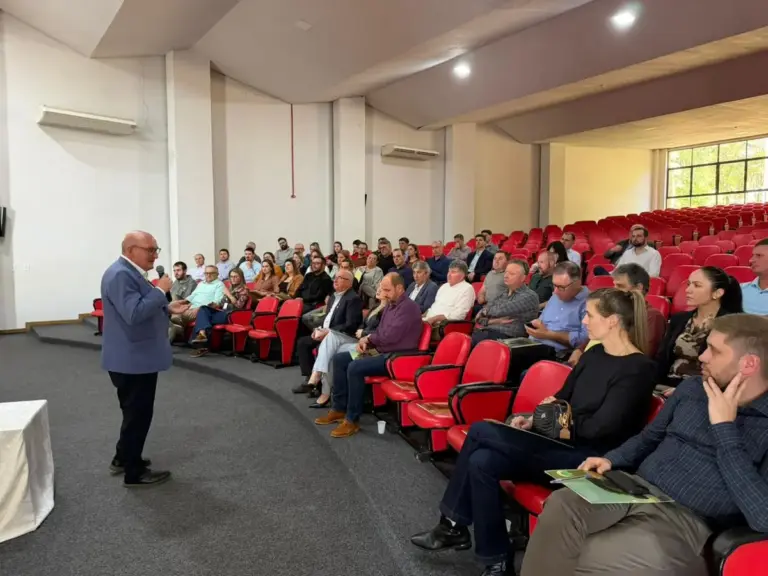 AMESNE promove encontro em Fagundes Varela sobre desafios e transformações na gestão pública - Studio TV