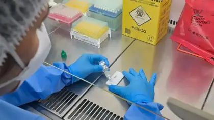 Anvisa atualiza regras para laboratórios e amplia controle de qualidade no Brasil - Studio TV