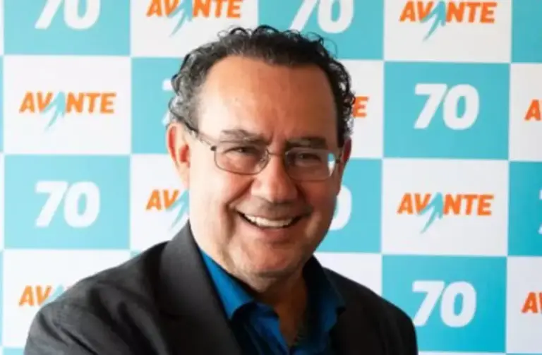 Avante oficializa Augusto Cury como candidato à Presidência nas eleições de 2026 - Studio TV
