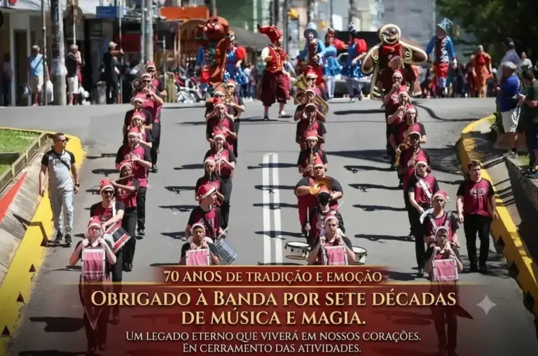 Banda marcial do Colégio Manoel Ribas encerra atividades em Santa Maria - Studio TV