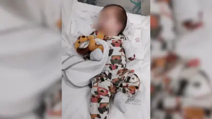 Bebê achado vivo em funerária deixa UTI - Studio TV