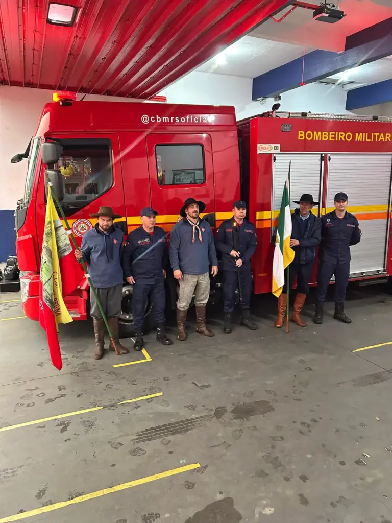 Bombeiros de Veranópolis recebem Chama Simbólica marcando o início das comemorações da Semana da Pátria - Studio TV