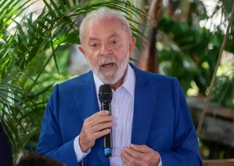 Brasil sinaliza que não pretende devolver troféus da Guerra do Paraguai - Studio TV