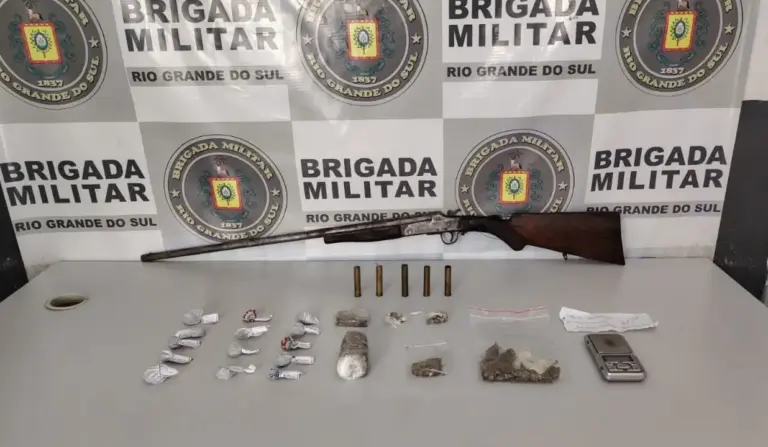 Brigada Militar prende homem com arma e drogas em Caxias do Sul - Studio TV