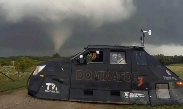 “Caçador de tornados” dos EUA planeja vir ao Sul do Brasil para acompanhar tempestades severas - Studio TV