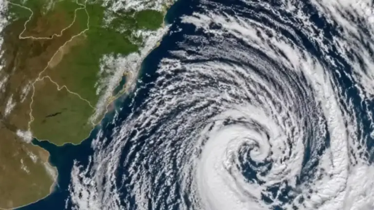 Ciclone-bomba coloca Sul e Sudeste em alerta para ventos de até 110 km/h - Studio TV