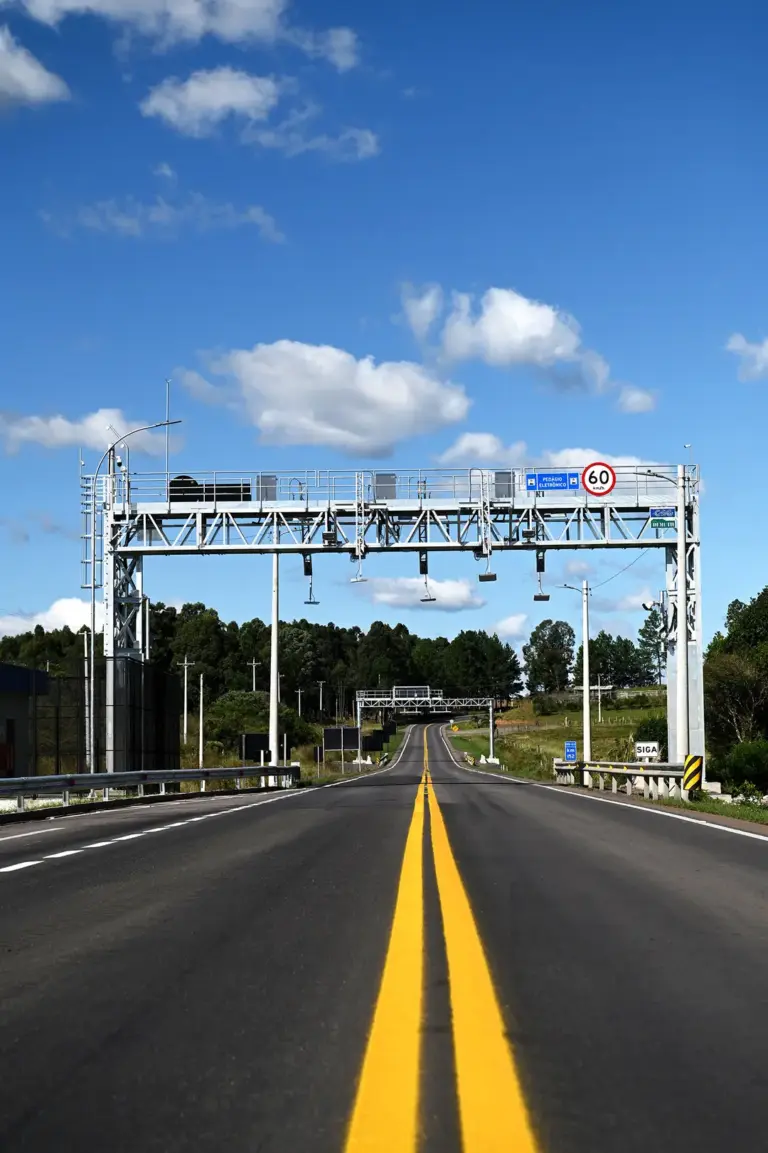 CSG integra pedágio eletrônico ao aplicativo CNH do Brasil a partir desta segunda-feira - Studio TV