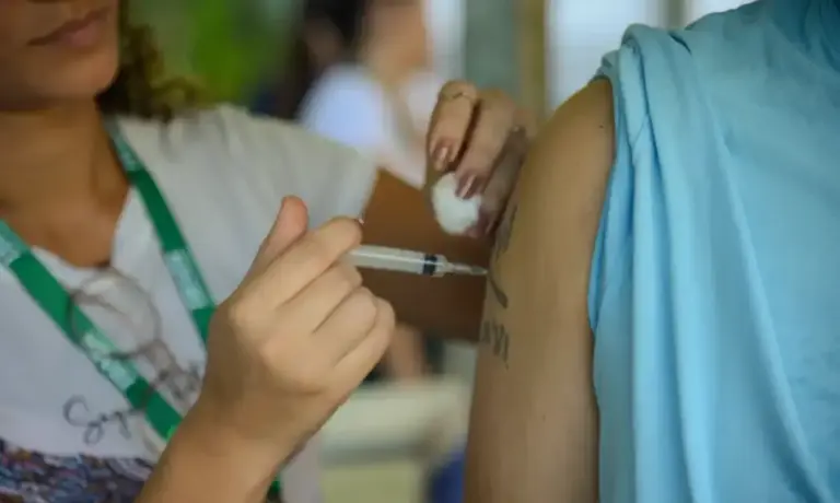 Dia D de Multivacinação acontece neste sábado em todo o país - Studio TV