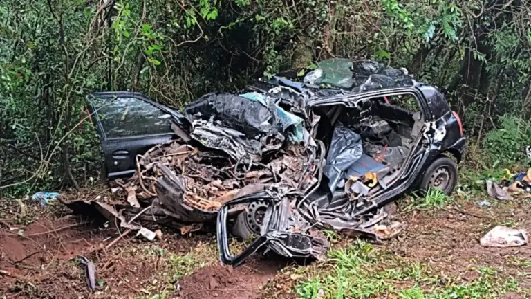 Dois militares morrem em colisão frontal na BR-158, em Panambi - Studio TV