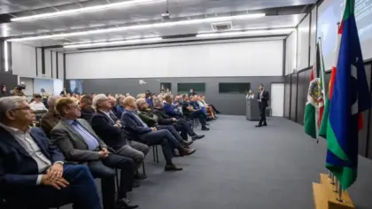 Eduardo Leite participa de debate sobre integração entre Rio Grande do Sul e Santa Catarina - Studio TV